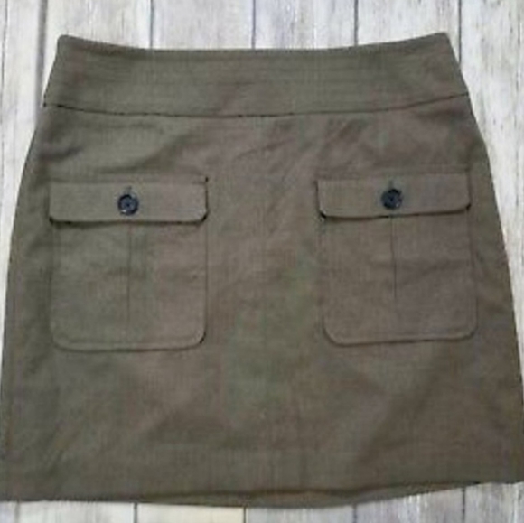 Ann Taylor Loft Size 2 Mini Skirt Olive Green - Picture 4 of 8